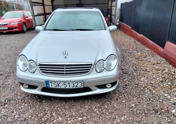 Mercedes-Benz Klasa C cena 72100 przebieg: 188000, rok produkcji 2005 z Starachowice małe 46